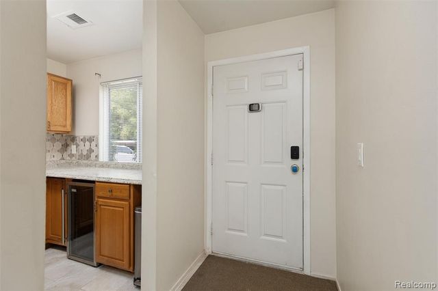 31444 Orchard, Farmington Hills, MI 48334