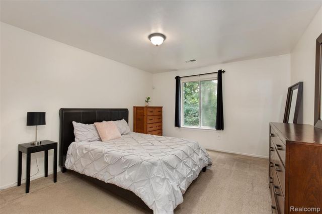 31444 Orchard, Farmington Hills, MI 48334