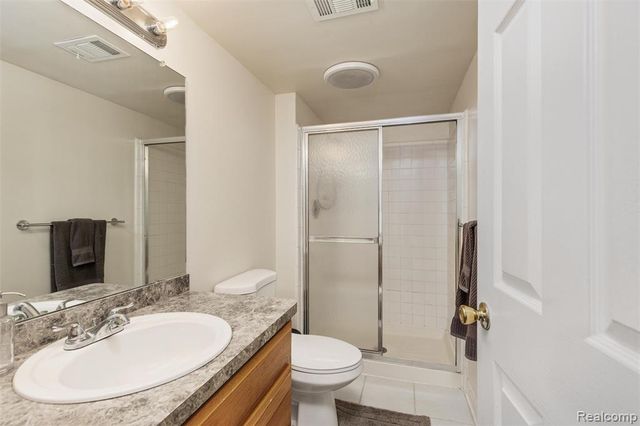 31444 Orchard, Farmington Hills, MI 48334