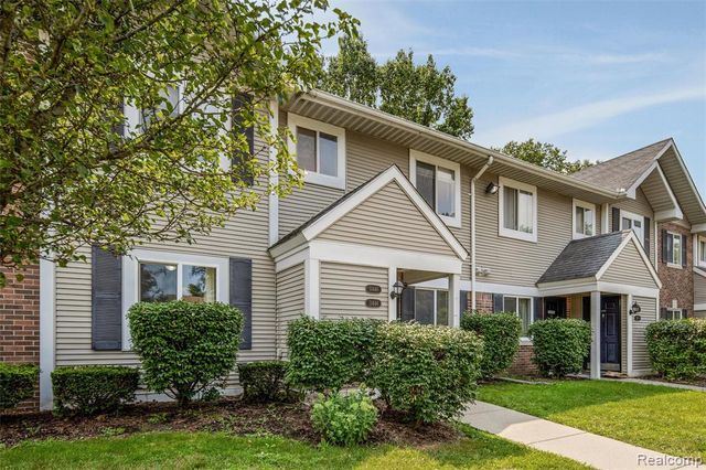 31444 Orchard, Farmington Hills, MI 48334