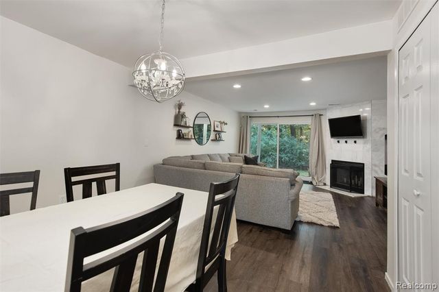 31444 Orchard, Farmington Hills, MI 48334