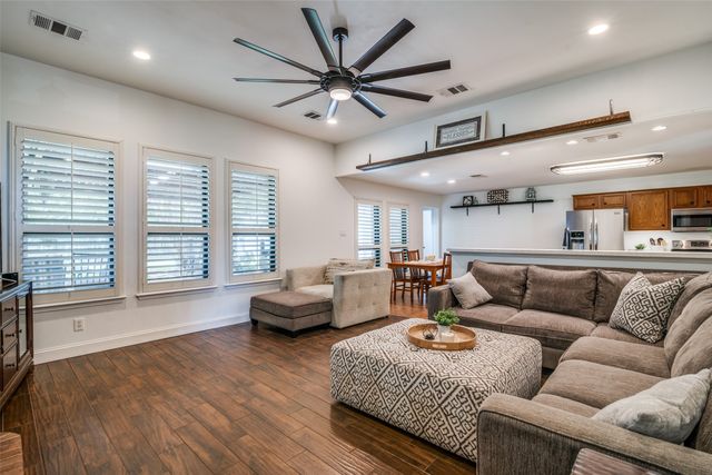 125 Jerome Pr, Fate, TX 75189