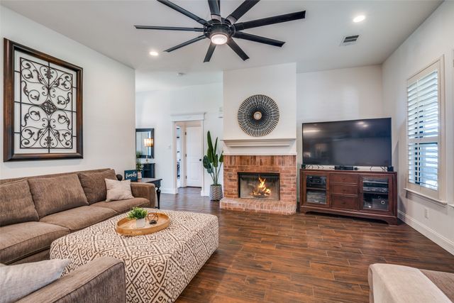 125 Jerome Pr, Fate, TX 75189