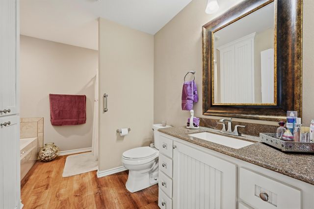 305 E Bonham, Tom Bean, TX 75489