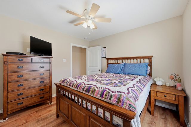 305 E Bonham, Tom Bean, TX 75489