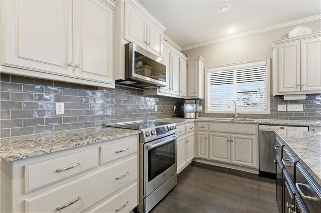 2410 NE 111th Terrace, Kansas City, MO 64155