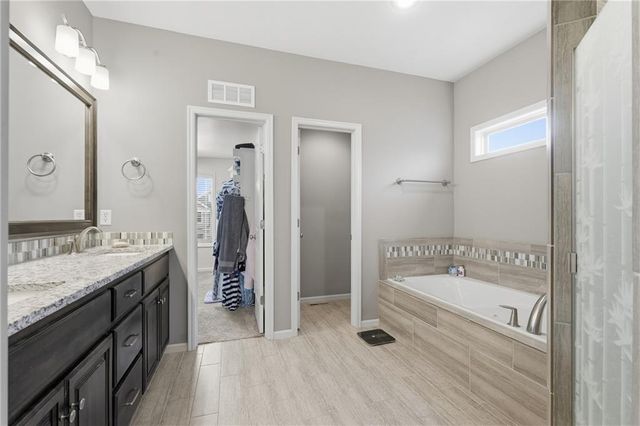 2410 NE 111th Terrace, Kansas City, MO 64155