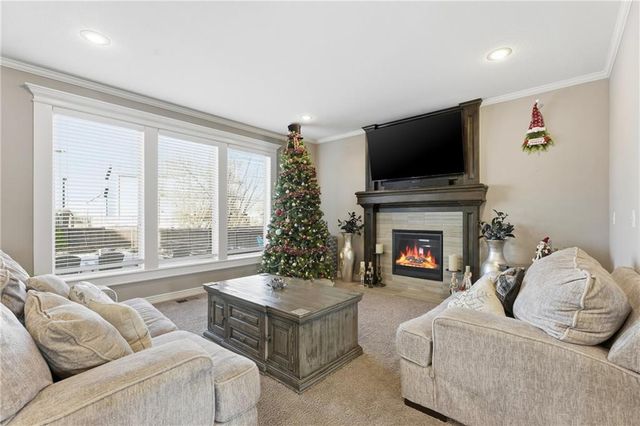 2410 NE 111th Terrace, Kansas City, MO 64155