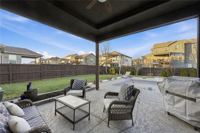 2410 NE 111th Terrace, Kansas City, MO 64155