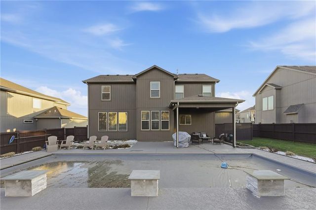 2410 NE 111th Terrace, Kansas City, MO 64155