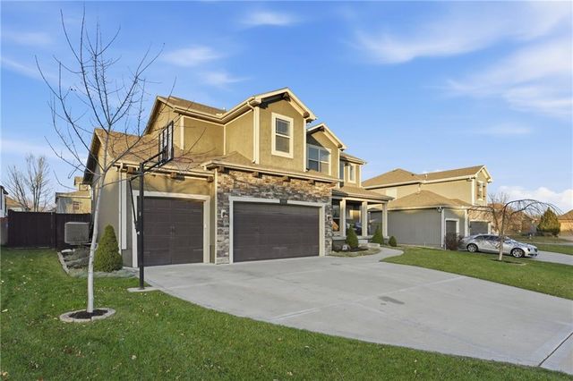 2410 NE 111th Terrace, Kansas City, MO 64155