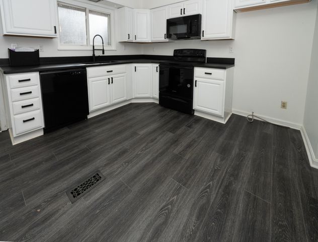 495 Pooles Creek Road, Newport, KY 41076