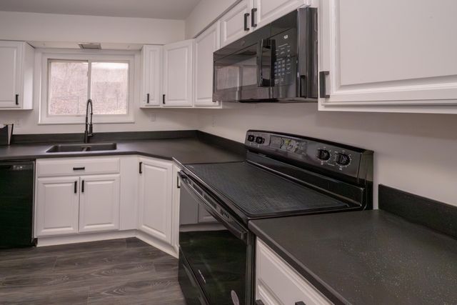 495 Pooles Creek Road, Newport, KY 41076