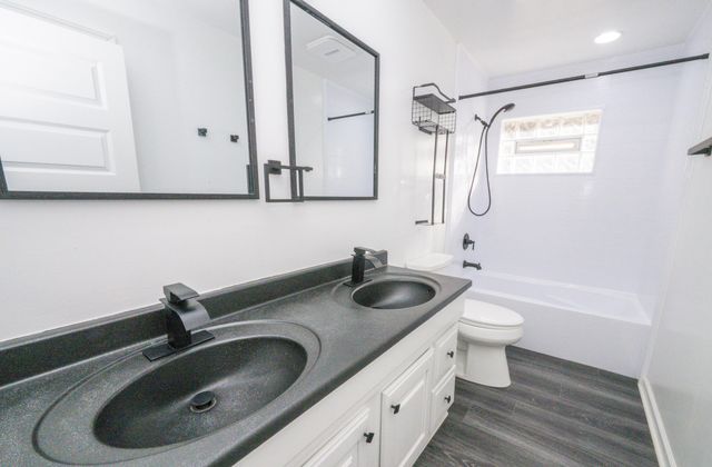 495 Pooles Creek Road, Newport, KY 41076