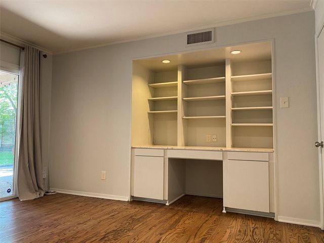 3207 Banbury Place, Houston, TX 77027