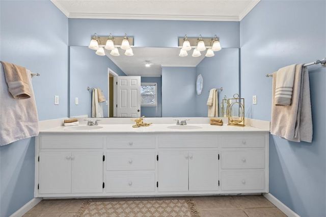 1213 Temple Johnson Road, Loganville, GA 30052