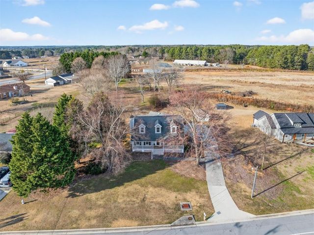 1213 Temple Johnson Road, Loganville, GA 30052