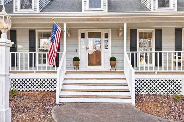 1213 Temple Johnson Road, Loganville, GA 30052