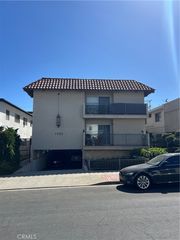 1329 Barry Avenue 3, Los Angeles, CA 90025