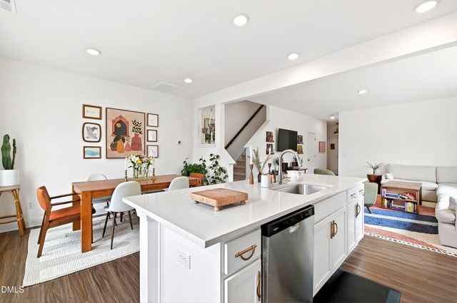 1201 Channel Drop Loop, Zebulon, NC 27597