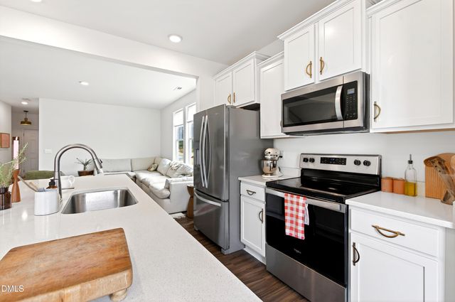 1201 Channel Drop Loop, Zebulon, NC 27597