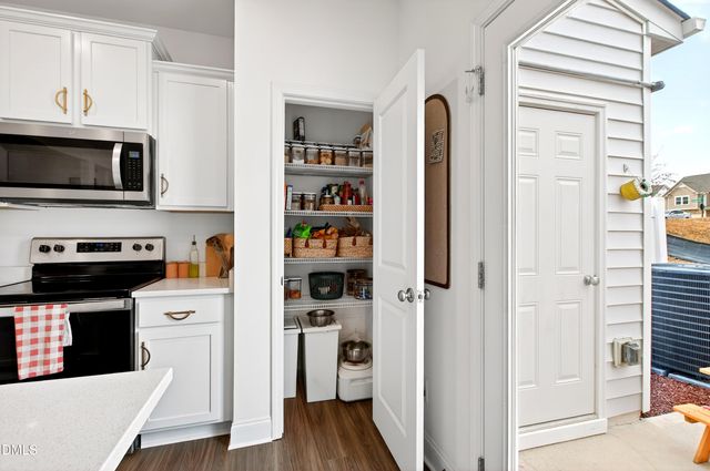 1201 Channel Drop Loop, Zebulon, NC 27597