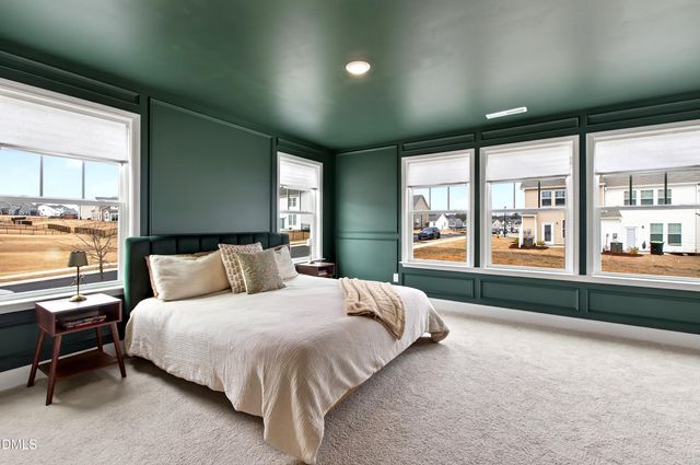 1201 Channel Drop Loop, Zebulon, NC 27597