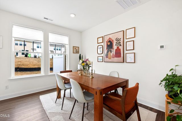 1201 Channel Drop Loop, Zebulon, NC 27597