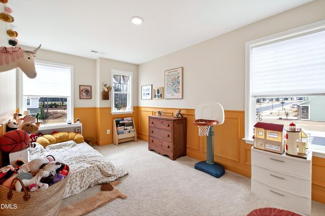 1201 Channel Drop Loop, Zebulon, NC 27597