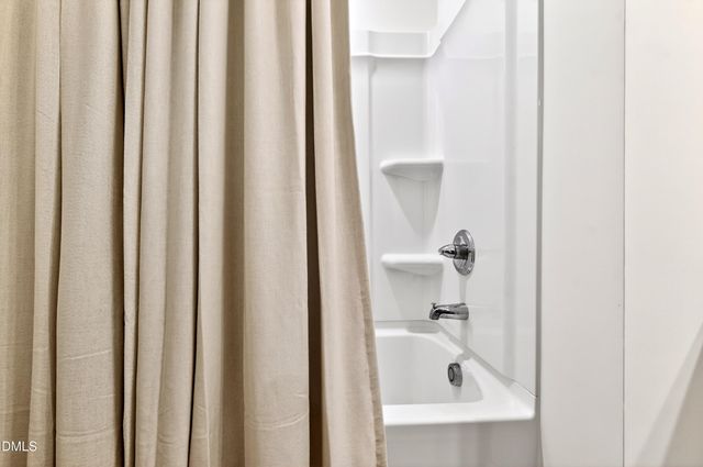 1201 Channel Drop Loop, Zebulon, NC 27597