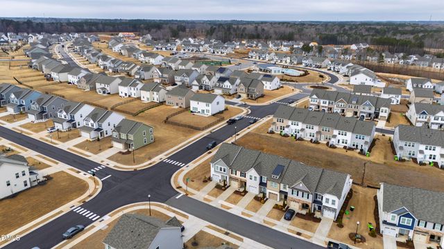 1201 Channel Drop Loop, Zebulon, NC 27597