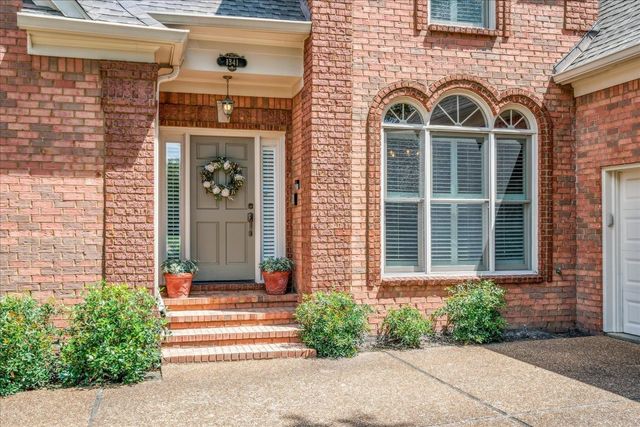 1341 CEDAR HOLLOW DR, Cordova, TN 38016