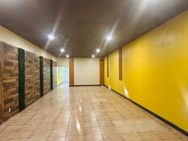 3330 NE 33rd Street, Fort Lauderdale, FL 33308