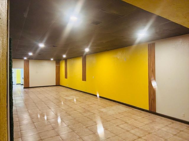 3330 NE 33rd Street, Fort Lauderdale, FL 33308