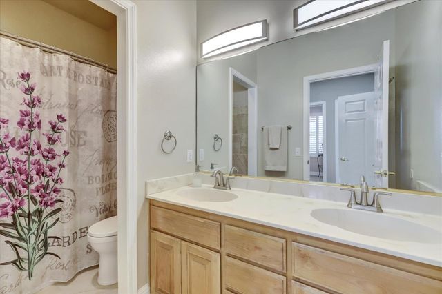 154 Scotia Pines Cir, Grass Valley, CA 95945