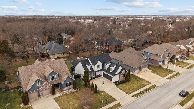 3409 N Brinnsfield Drive, Ozark, MO 65721