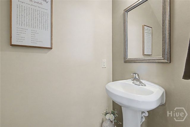 345 Canyon Oak Loop, Richmond Hill, GA 31324
