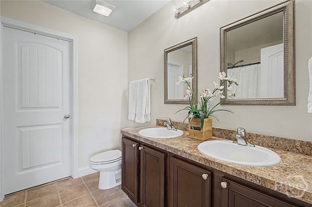 345 Canyon Oak Loop, Richmond Hill, GA 31324