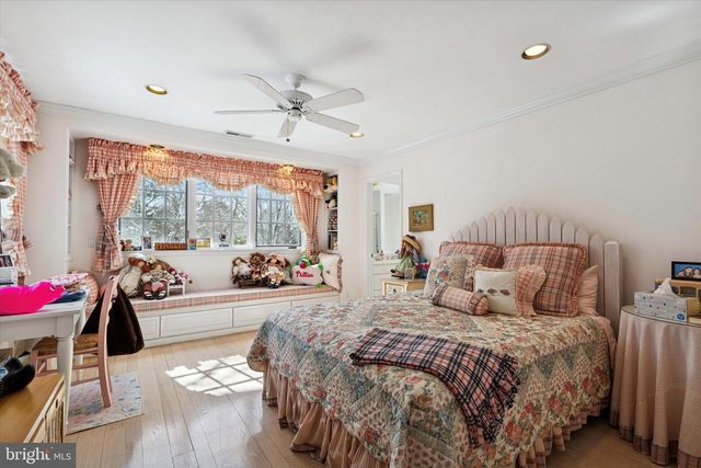 736 WOODLEAVE RD, Bryn Mawr, PA 19010