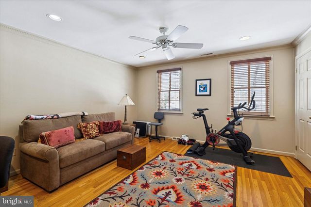 736 WOODLEAVE RD, Bryn Mawr, PA 19010