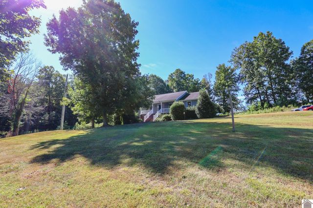 3943 Symsonia Hwy, Benton, KY 42025