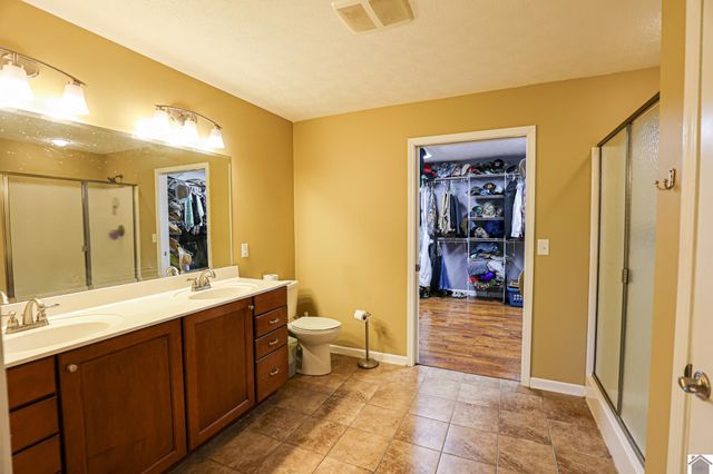 3943 Symsonia Hwy, Benton, KY 42025