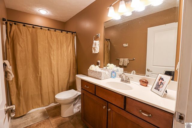 3943 Symsonia Hwy, Benton, KY 42025