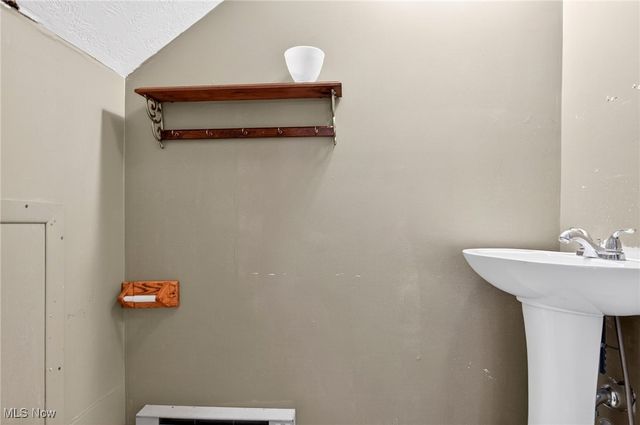 3764 Padanarum Road, Geneva, OH 44041