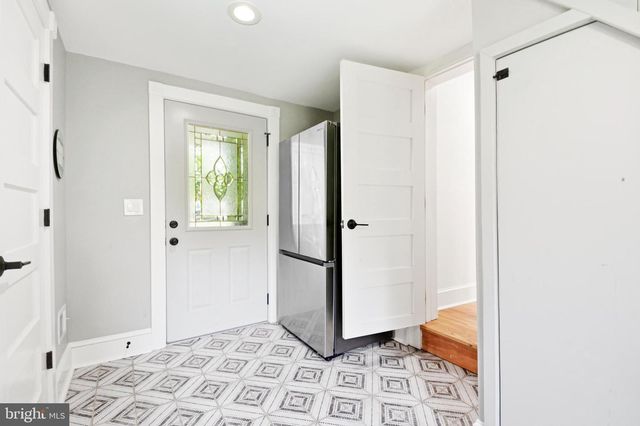 26 W COLONIAL HWY, Hamilton, VA 20158