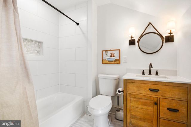 26 W COLONIAL HWY, Hamilton, VA 20158
