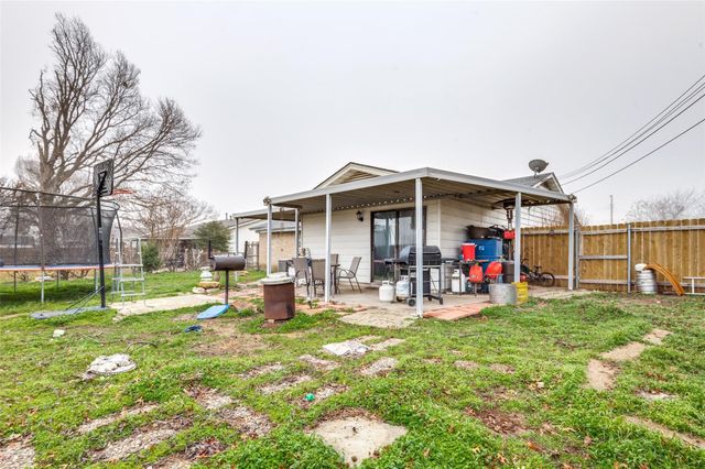 4913 Tracy Drive, Haltom City, TX 76117