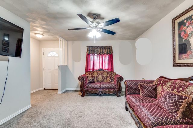 4913 Tracy Drive, Haltom City, TX 76117