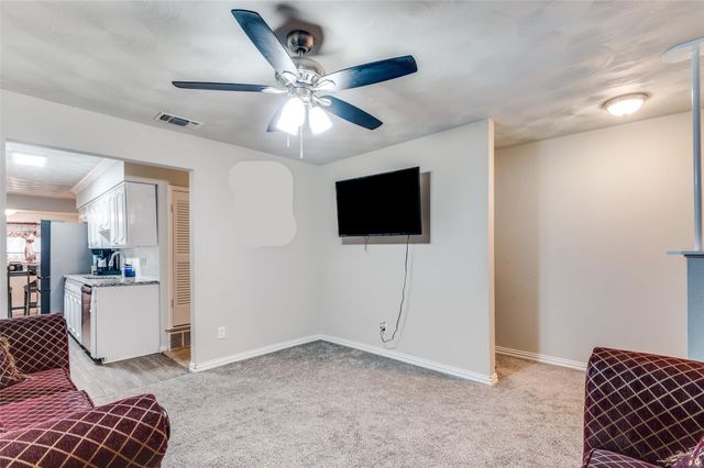 4913 Tracy Drive, Haltom City, TX 76117