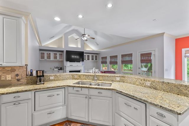 320 Bocage, Dothan, AL 36303